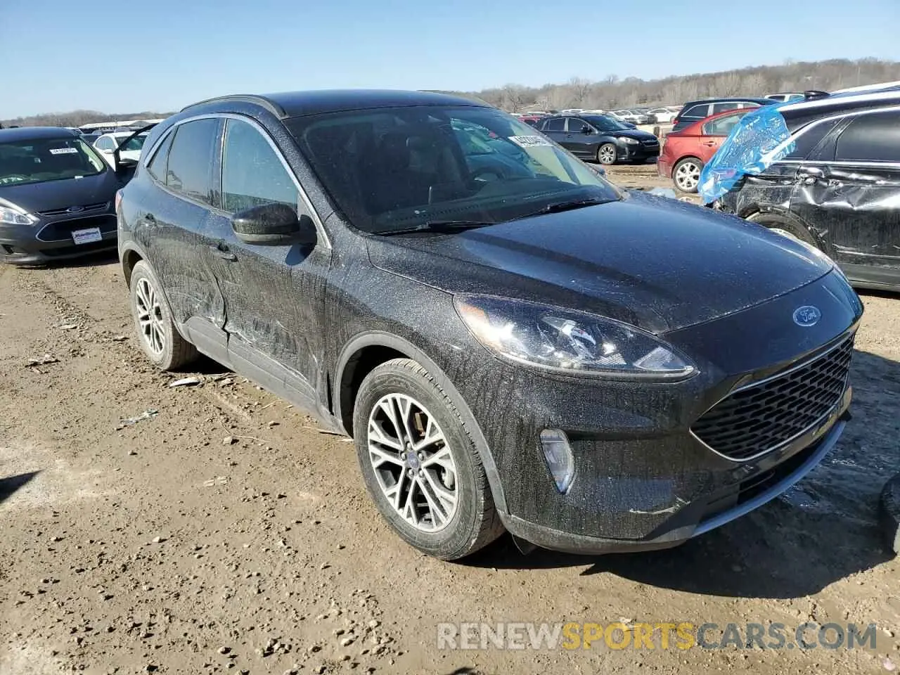 4 Photograph of a damaged car 1FMCU0H61LUA14783 FORD ESCAPE 2020