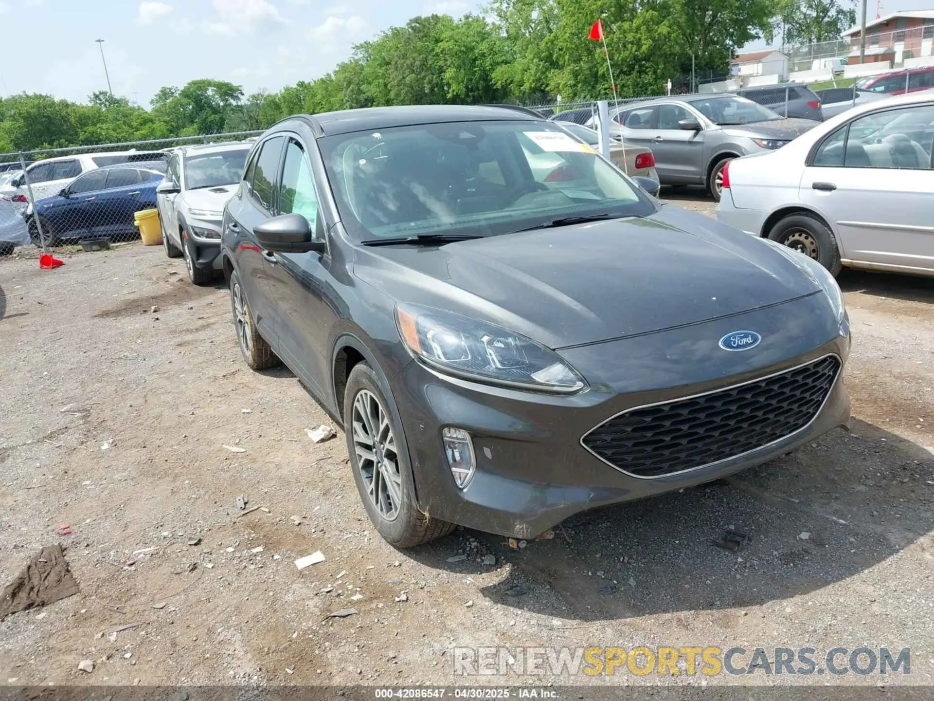 1 Photograph of a damaged car 1FMCU0H61LUA23452 FORD ESCAPE 2020