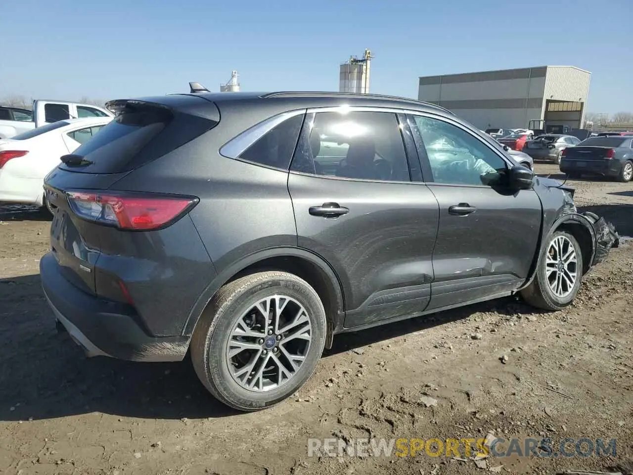 3 Photograph of a damaged car 1FMCU0H61LUB66899 FORD ESCAPE 2020