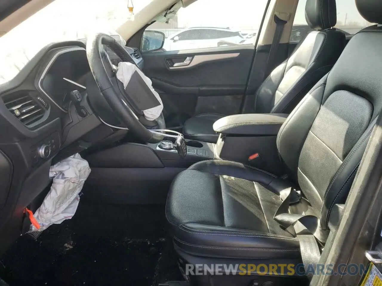 7 Photograph of a damaged car 1FMCU0H61LUB66899 FORD ESCAPE 2020