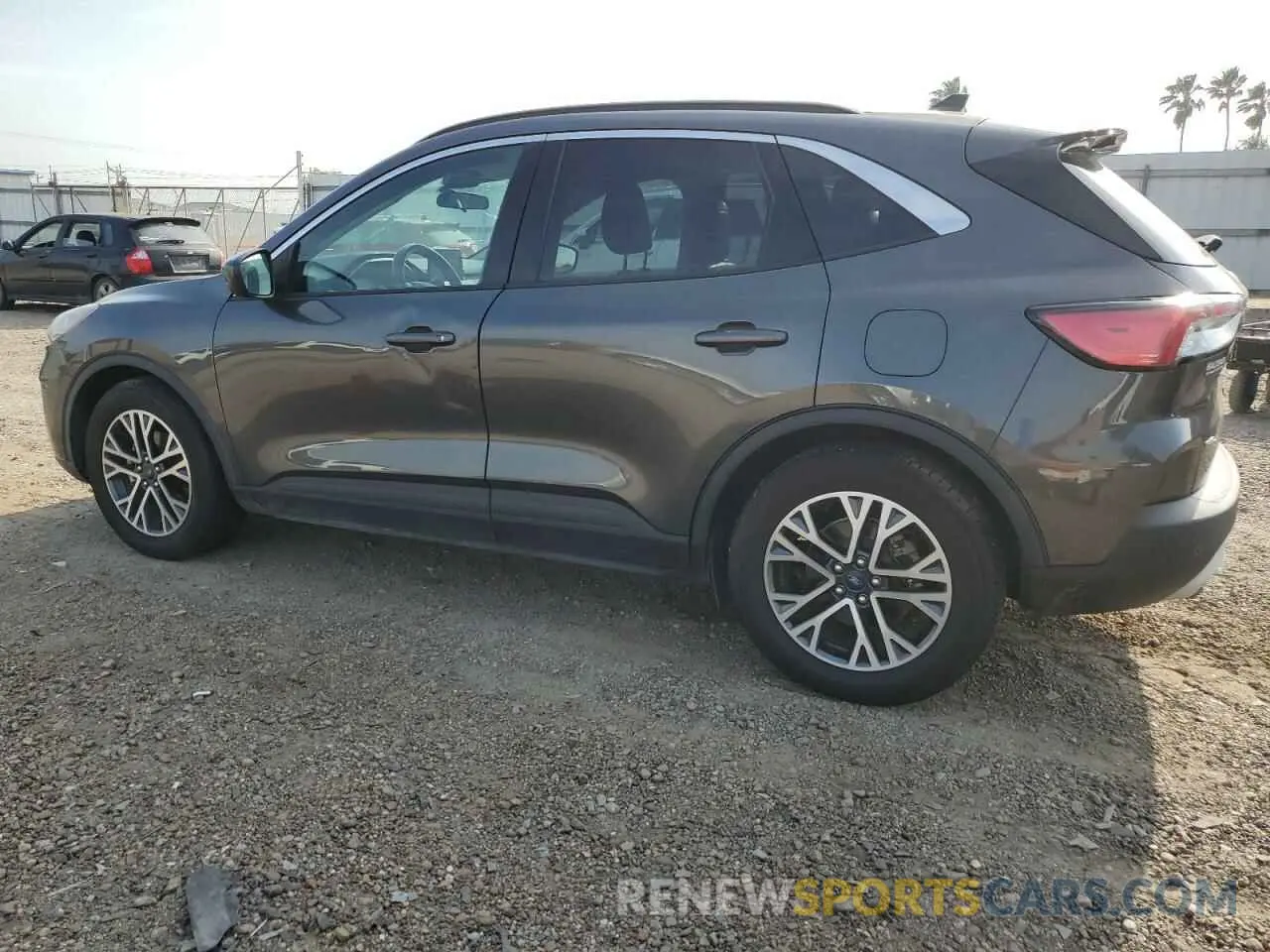 2 Photograph of a damaged car 1FMCU0H61LUC35204 FORD ESCAPE 2020