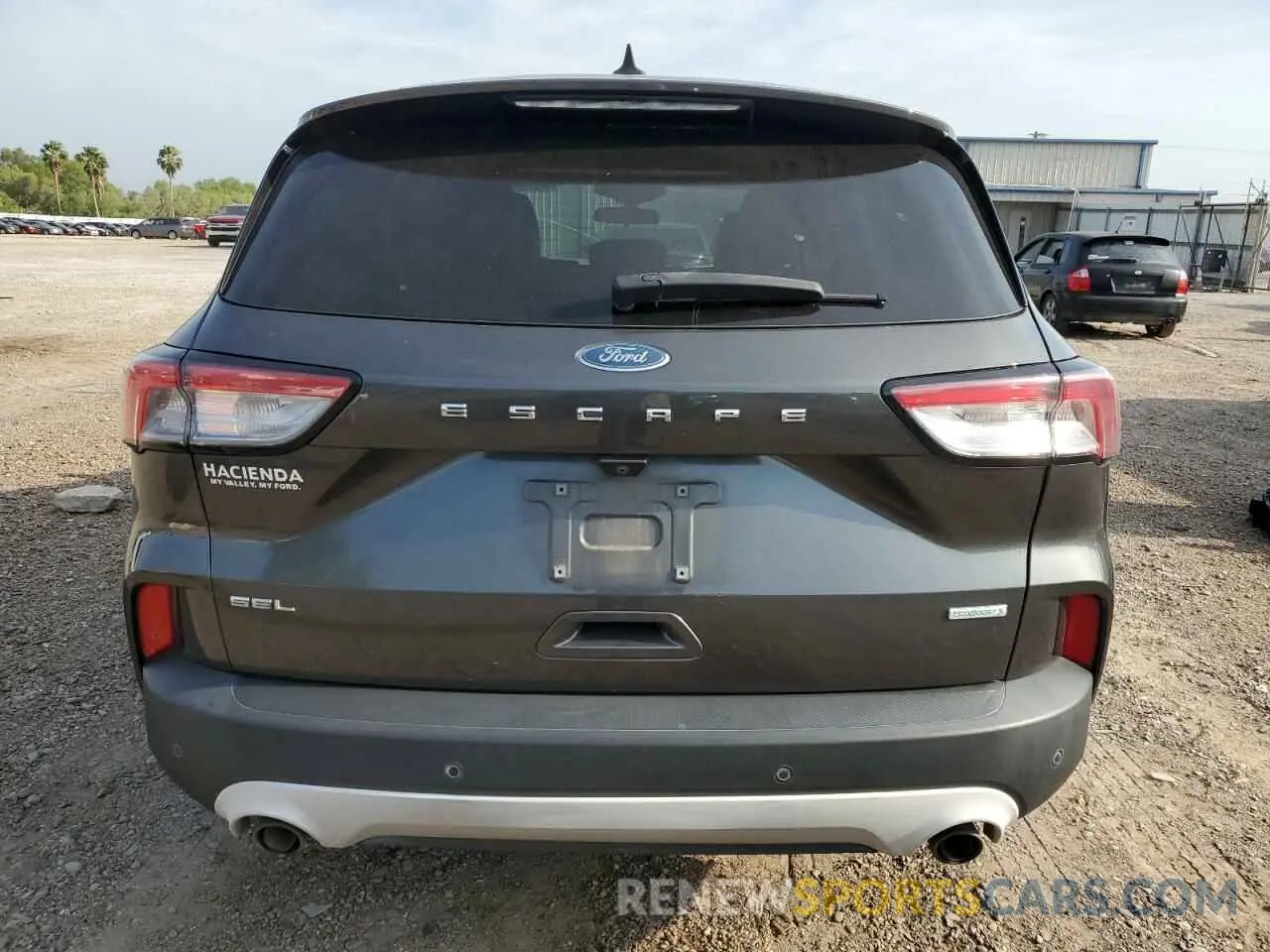 6 Photograph of a damaged car 1FMCU0H61LUC35204 FORD ESCAPE 2020