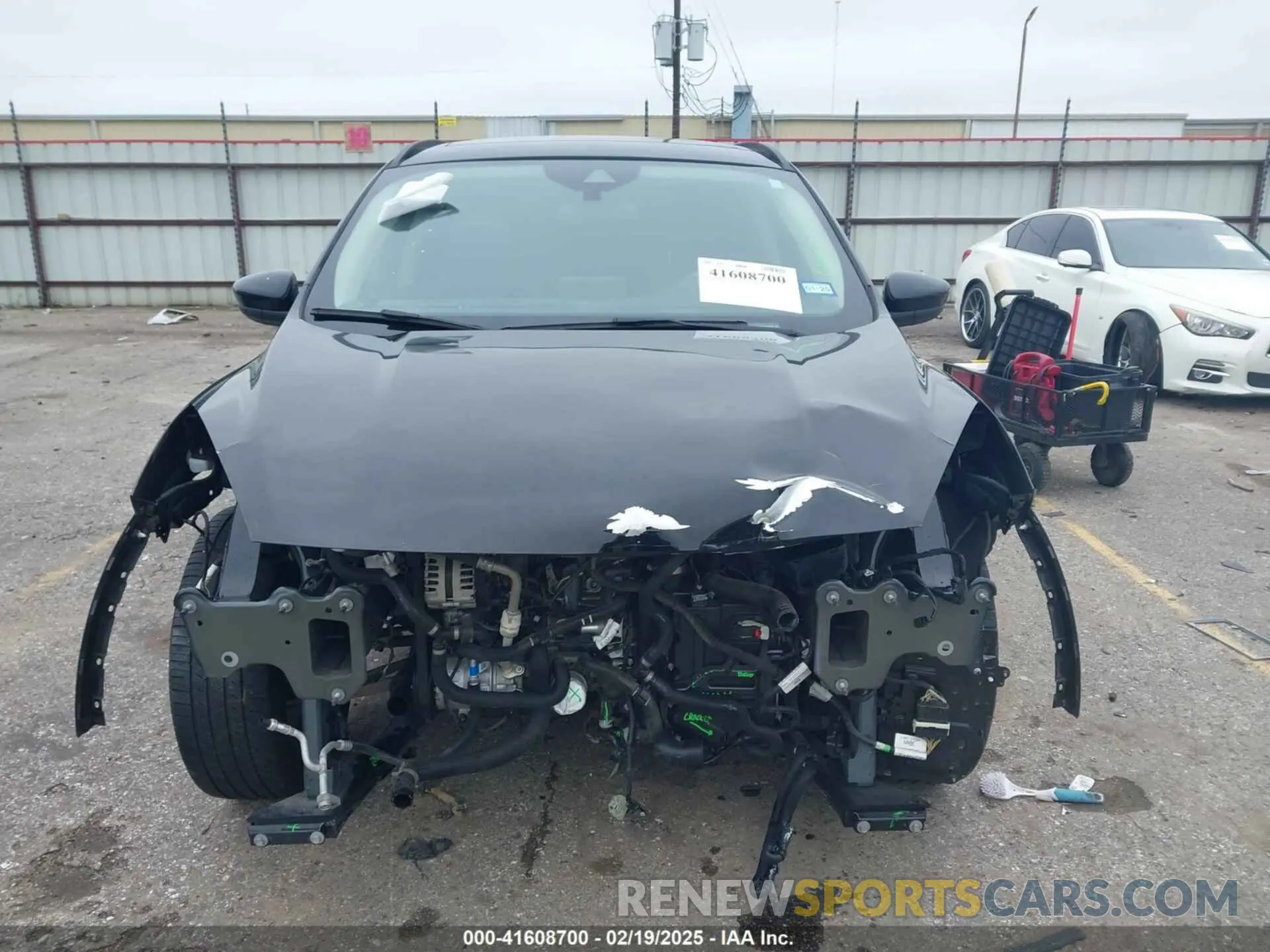 13 Photograph of a damaged car 1FMCU0H62LUA54273 FORD ESCAPE 2020