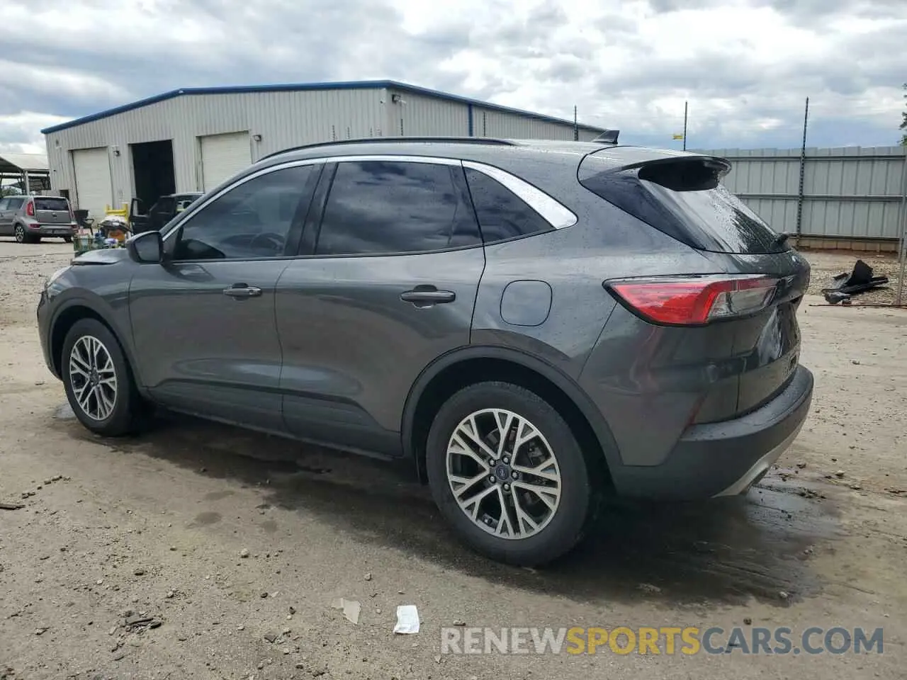 2 Photograph of a damaged car 1FMCU0H62LUA66777 FORD ESCAPE 2020
