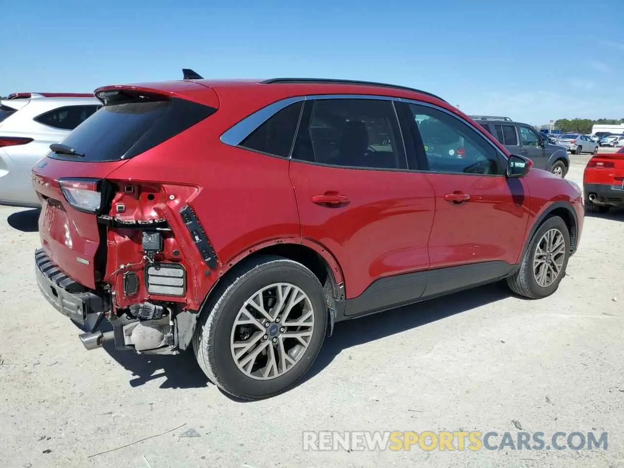 3 Photograph of a damaged car 1FMCU0H62LUA94076 FORD ESCAPE 2020