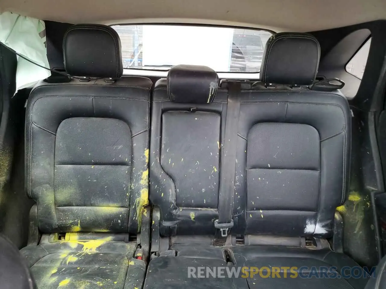 10 Photograph of a damaged car 1FMCU0H62LUB18280 FORD ESCAPE 2020