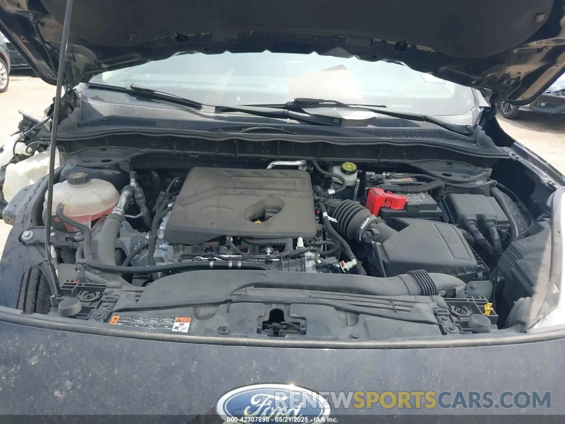 10 Photograph of a damaged car 1FMCU0H63LUA57506 FORD ESCAPE 2020