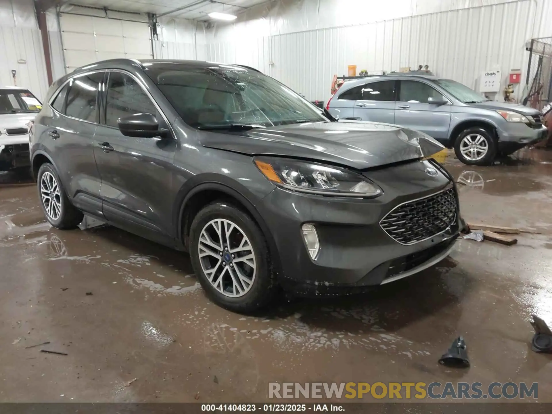 1 Photograph of a damaged car 1FMCU0H63LUB42717 FORD ESCAPE 2020