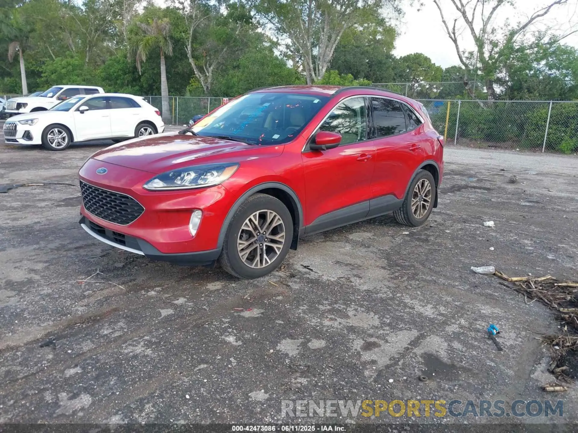 2 Photograph of a damaged car 1FMCU0H63LUB57993 FORD ESCAPE 2020