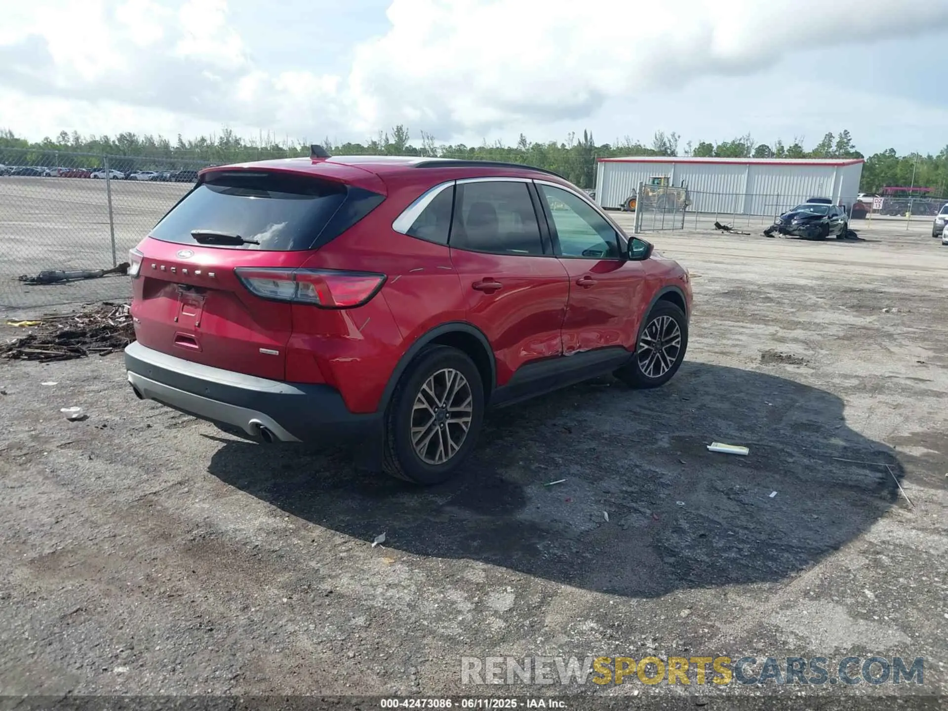4 Photograph of a damaged car 1FMCU0H63LUB57993 FORD ESCAPE 2020
