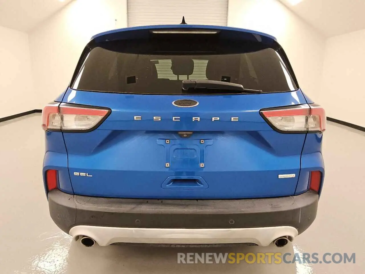 6 Photograph of a damaged car 1FMCU0H64LUA54498 FORD ESCAPE 2020