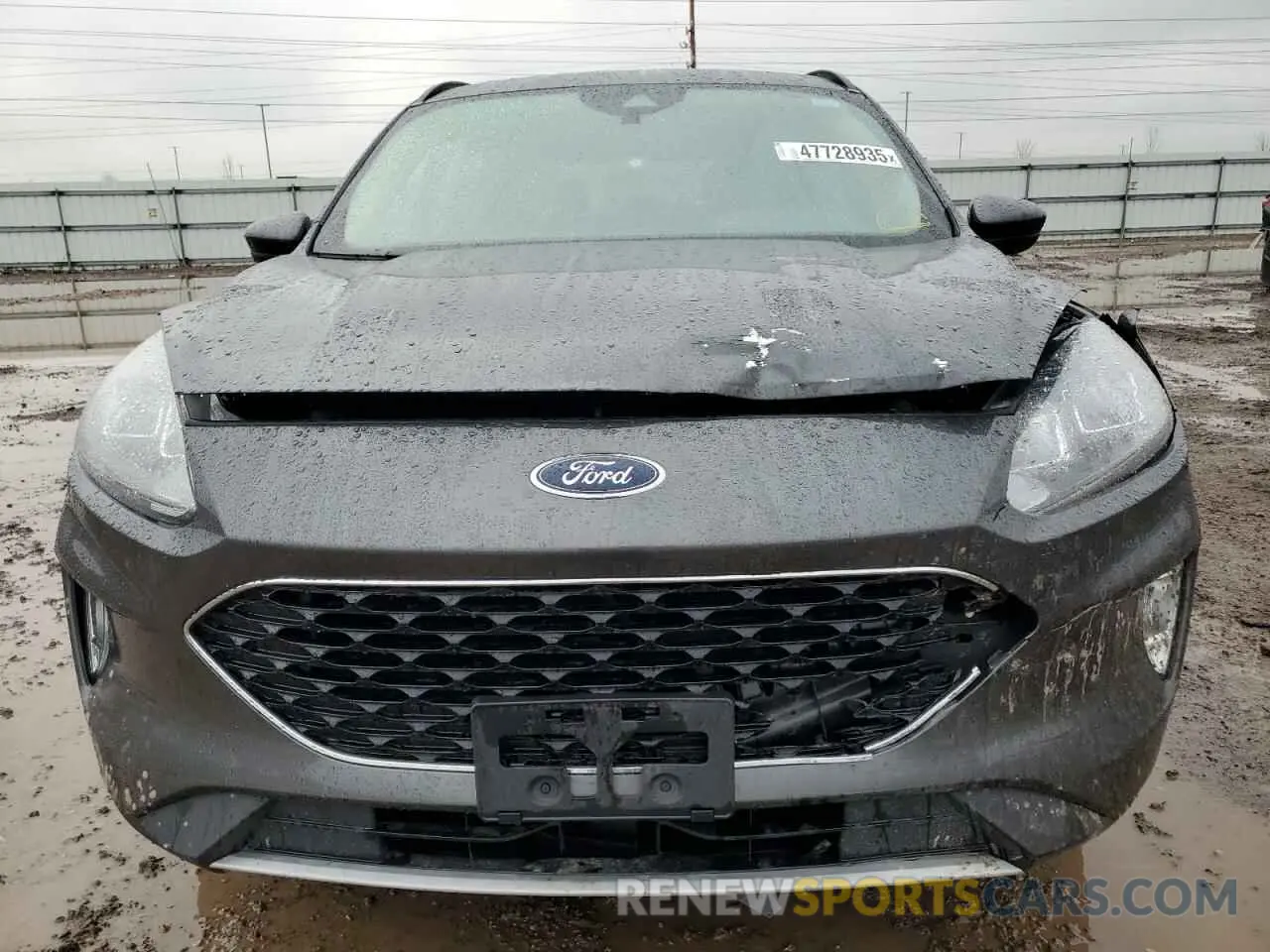 5 Photograph of a damaged car 1FMCU0H64LUC52904 FORD ESCAPE 2020