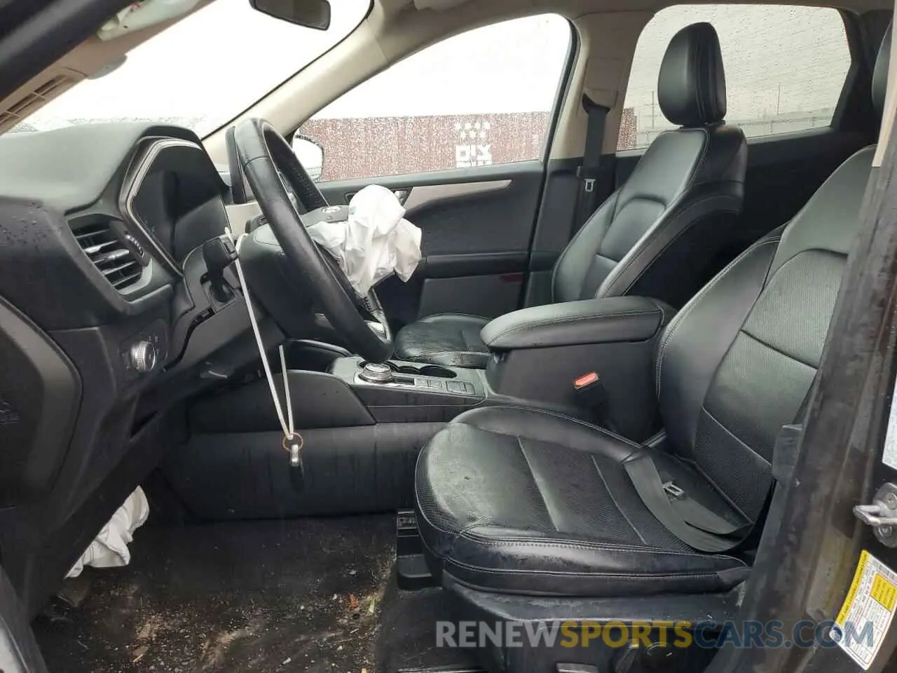 7 Photograph of a damaged car 1FMCU0H64LUC52904 FORD ESCAPE 2020