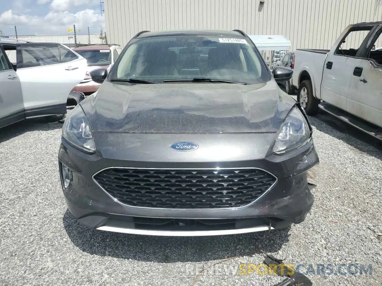 5 Photograph of a damaged car 1FMCU0H65LUA05567 FORD ESCAPE 2020