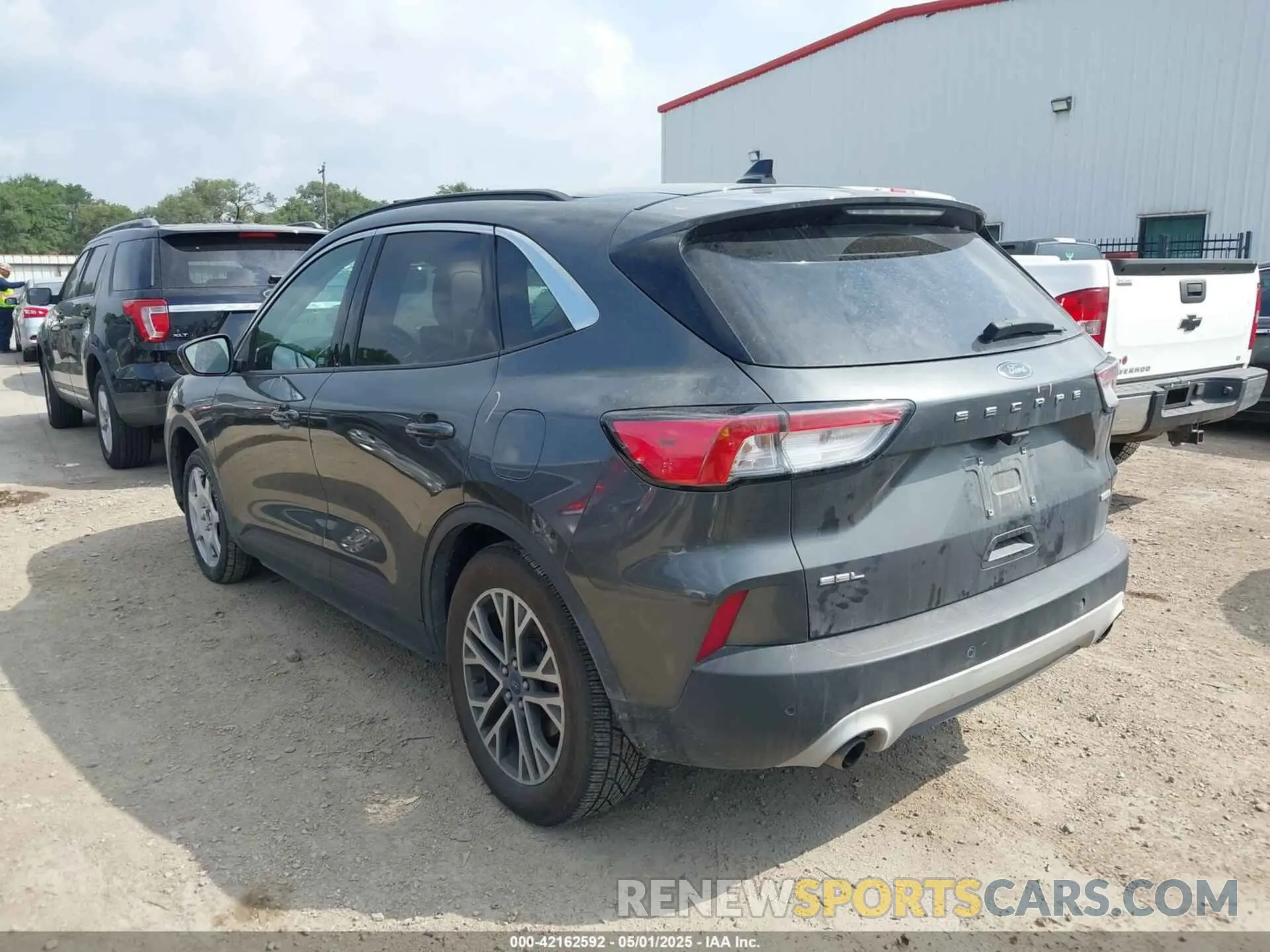 3 Photograph of a damaged car 1FMCU0H65LUA32736 FORD ESCAPE 2020
