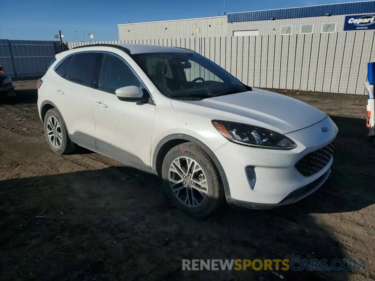 4 Photograph of a damaged car 1FMCU0H65LUB24185 FORD ESCAPE 2020