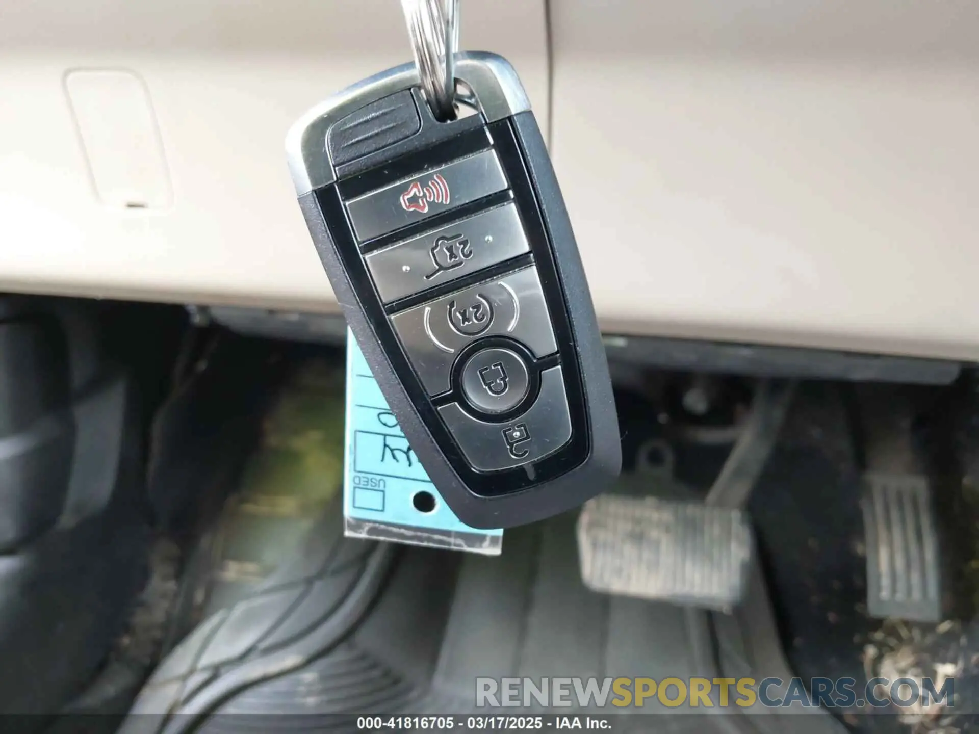 11 Photograph of a damaged car 1FMCU0H65LUB59373 FORD ESCAPE 2020