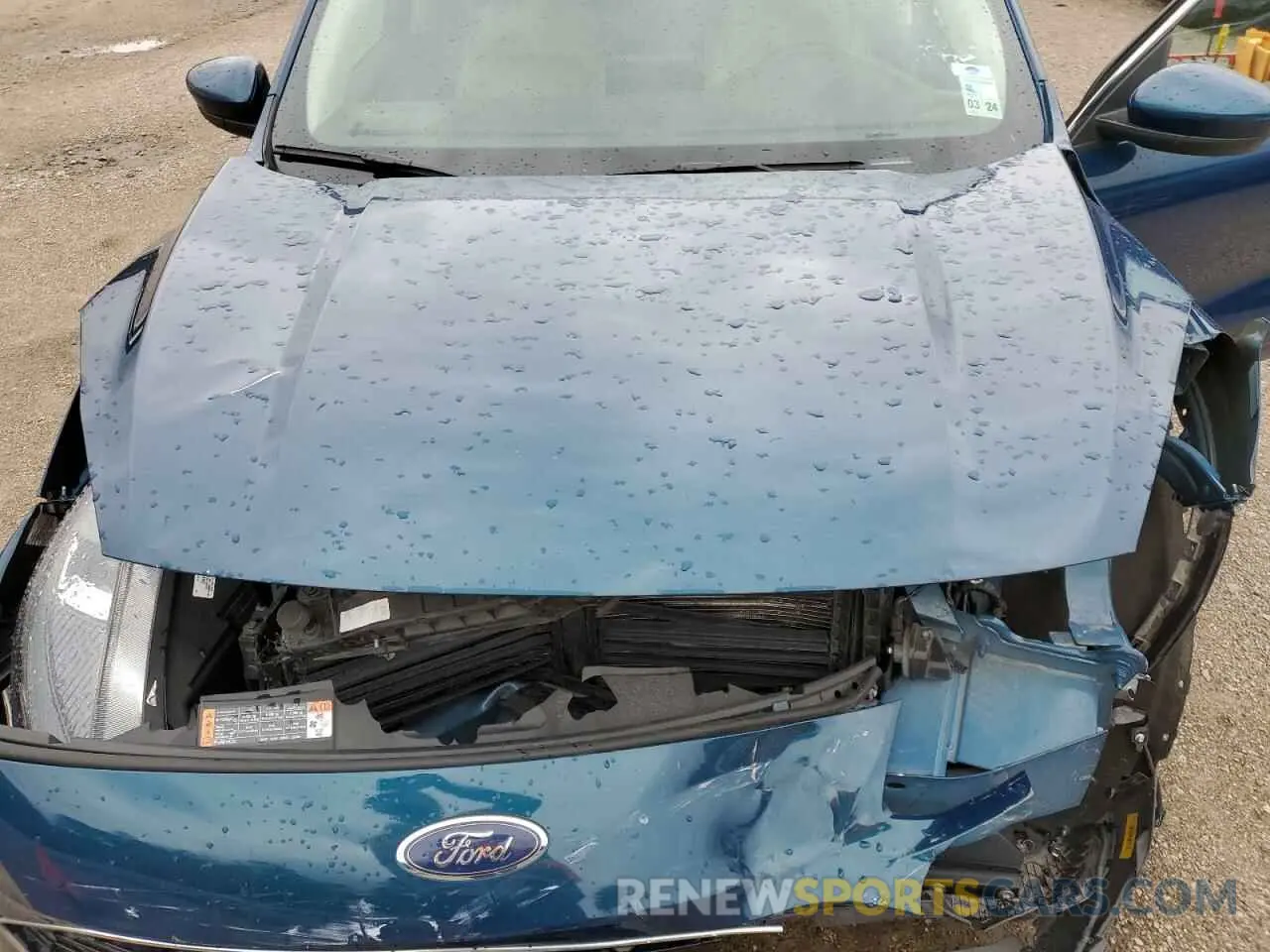 13 Photograph of a damaged car 1FMCU0H66LUA85798 FORD ESCAPE 2020