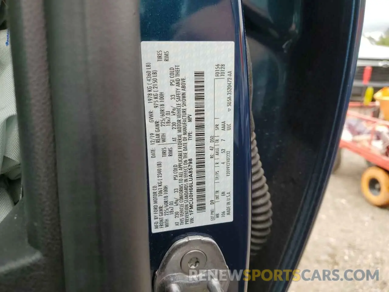 14 Photograph of a damaged car 1FMCU0H66LUA85798 FORD ESCAPE 2020