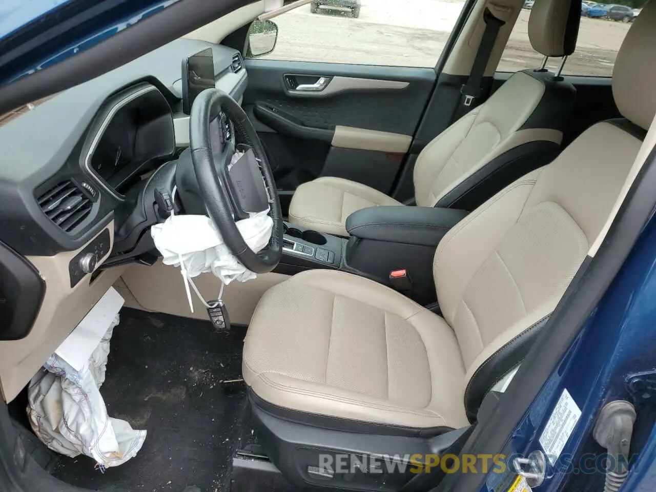 7 Photograph of a damaged car 1FMCU0H66LUA85798 FORD ESCAPE 2020