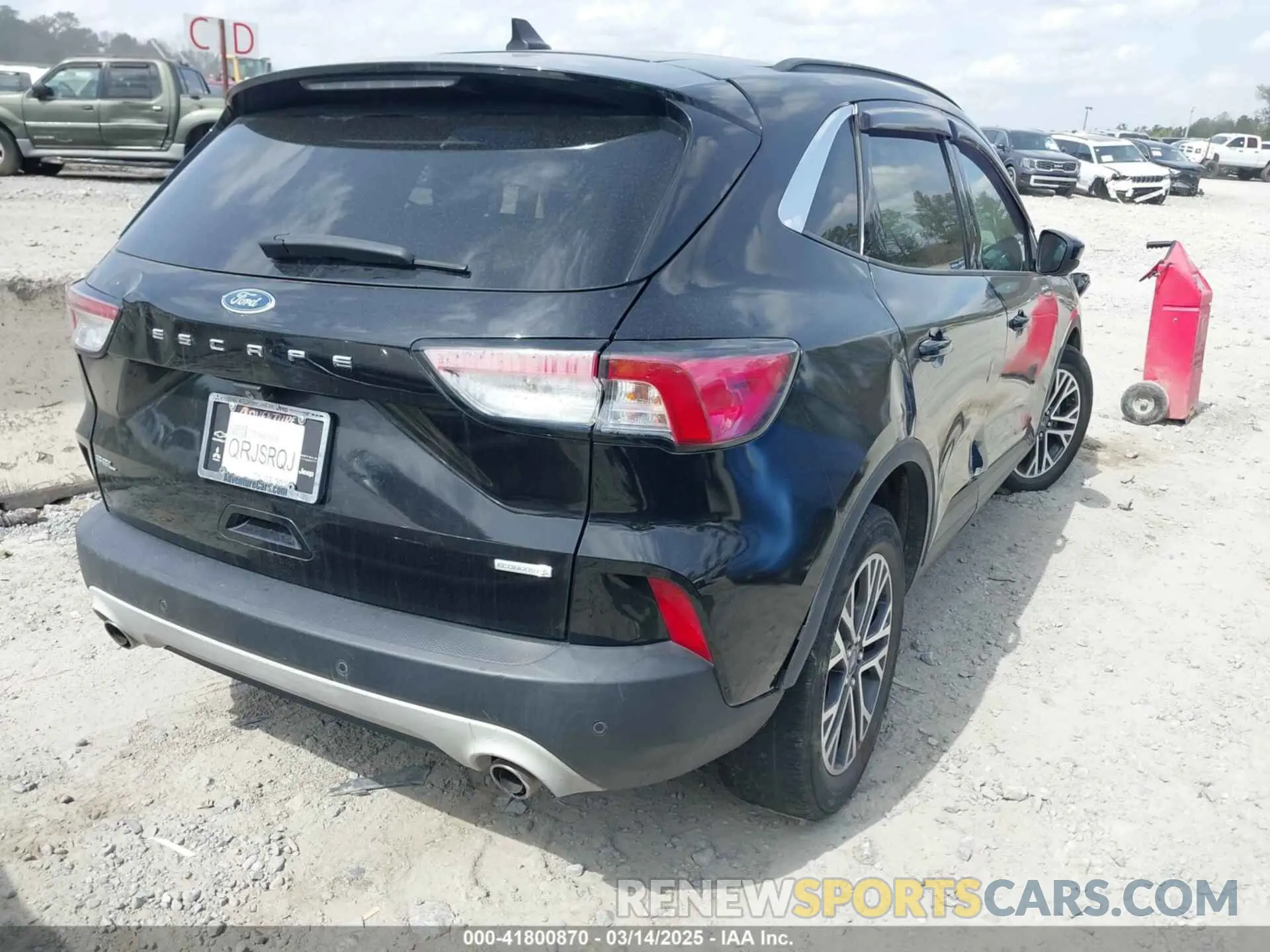 4 Photograph of a damaged car 1FMCU0H66LUA91858 FORD ESCAPE 2020