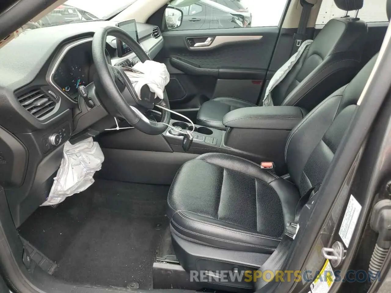 7 Photograph of a damaged car 1FMCU0H66LUB06018 FORD ESCAPE 2020