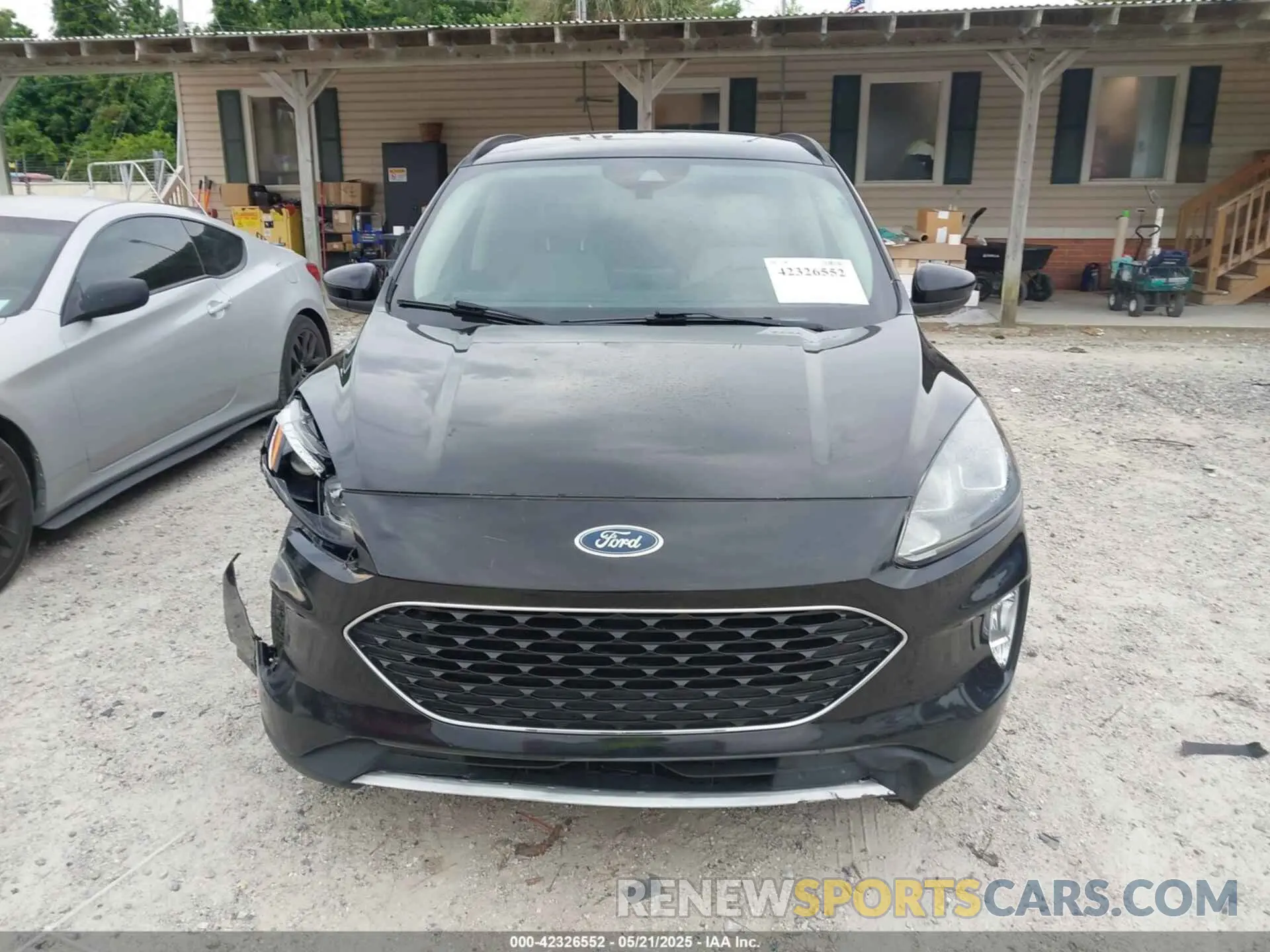 12 Photograph of a damaged car 1FMCU0H66LUB10277 FORD ESCAPE 2020