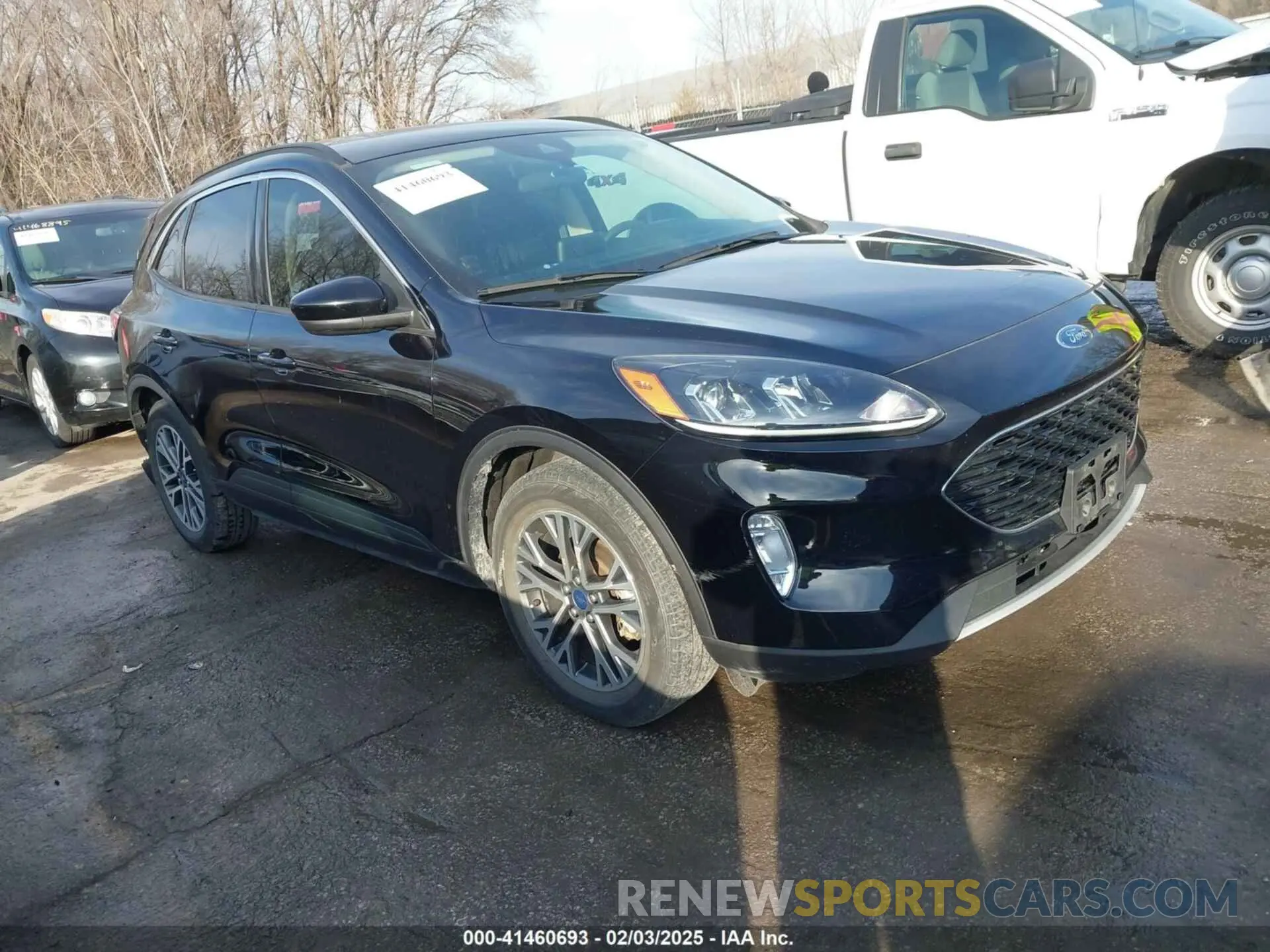 1 Photograph of a damaged car 1FMCU0H66LUB65697 FORD ESCAPE 2020