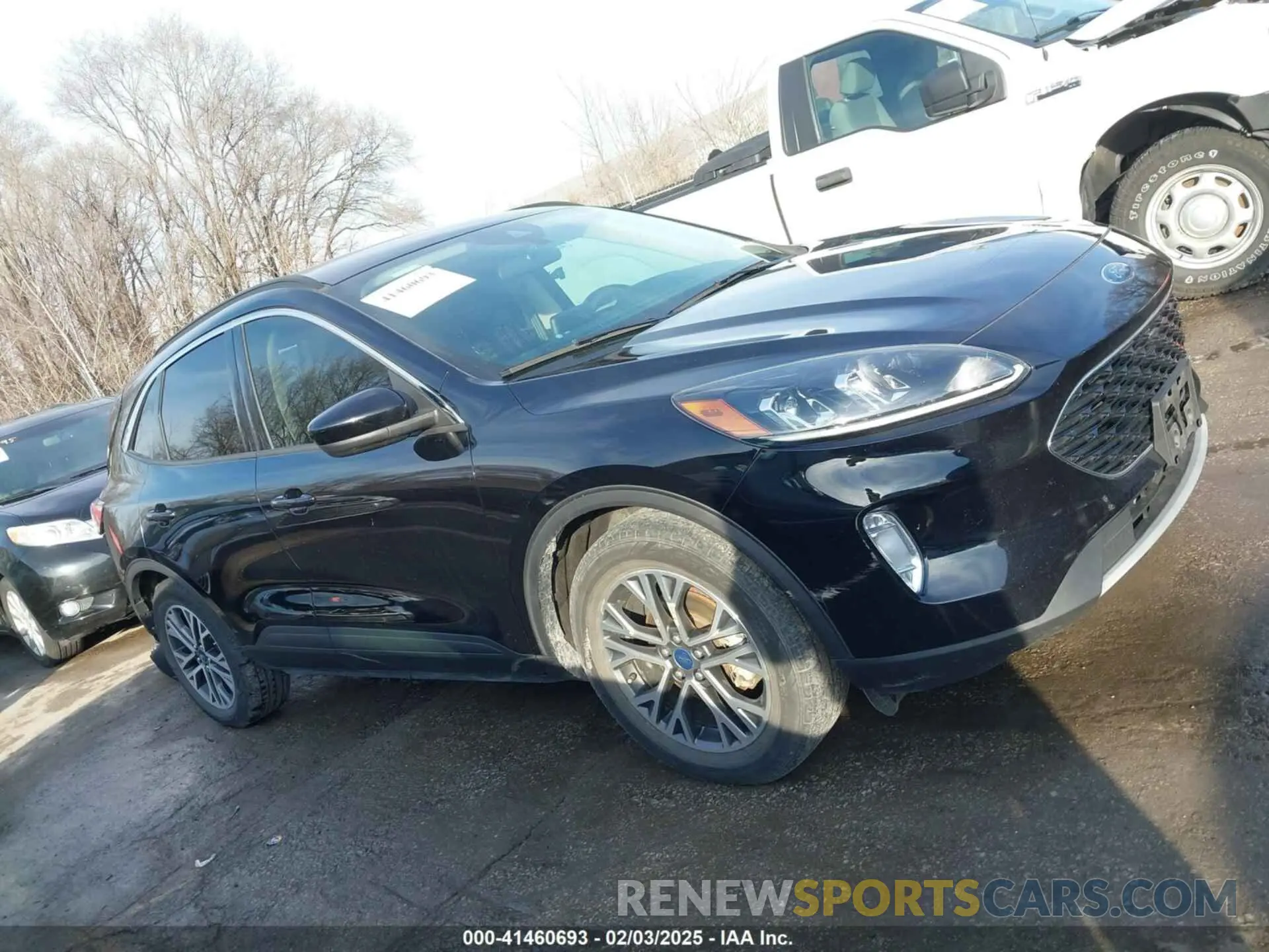 14 Photograph of a damaged car 1FMCU0H66LUB65697 FORD ESCAPE 2020