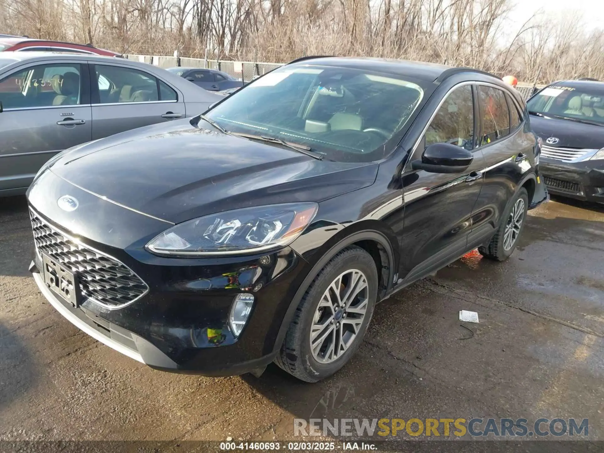 2 Photograph of a damaged car 1FMCU0H66LUB65697 FORD ESCAPE 2020