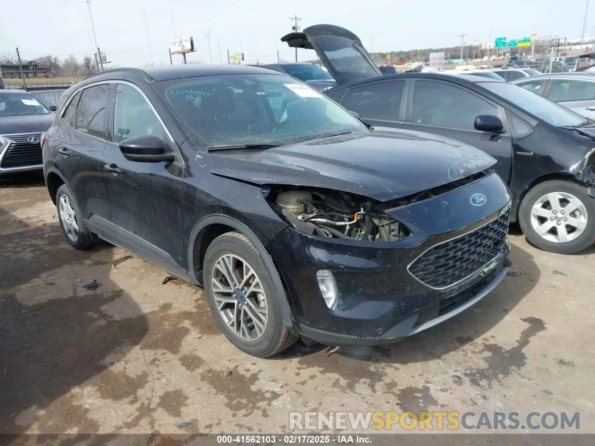 1 Photograph of a damaged car 1FMCU0H66LUC20195 FORD ESCAPE 2020