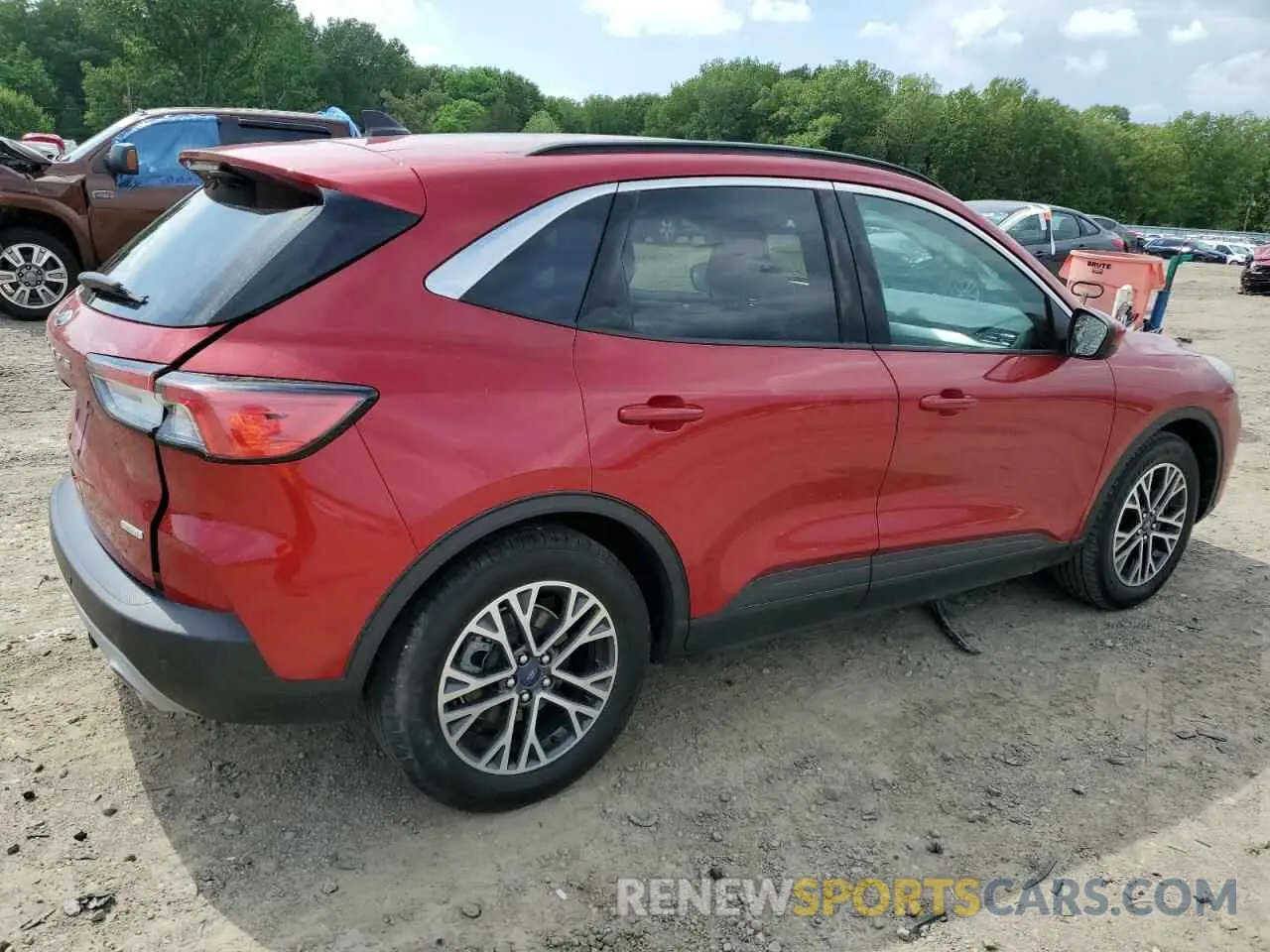 3 Photograph of a damaged car 1FMCU0H67LUA93652 FORD ESCAPE 2020