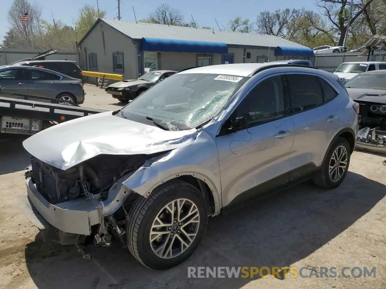 1 Photograph of a damaged car 1FMCU0H67LUB93718 FORD ESCAPE 2020