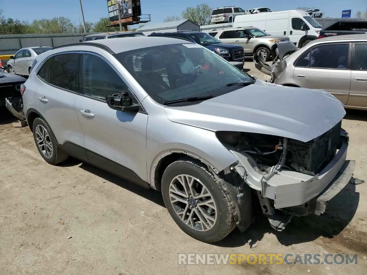 4 Photograph of a damaged car 1FMCU0H67LUB93718 FORD ESCAPE 2020