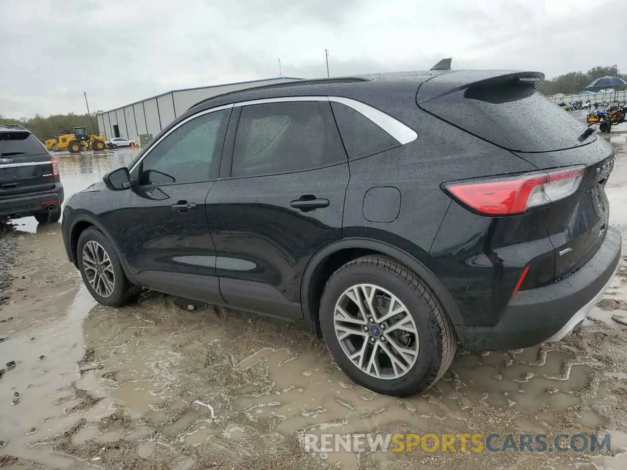 2 Photograph of a damaged car 1FMCU0H67LUC78042 FORD ESCAPE 2020