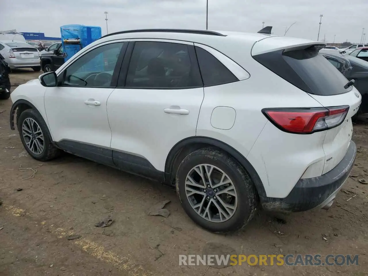 2 Photograph of a damaged car 1FMCU0H68LUB45502 FORD ESCAPE 2020