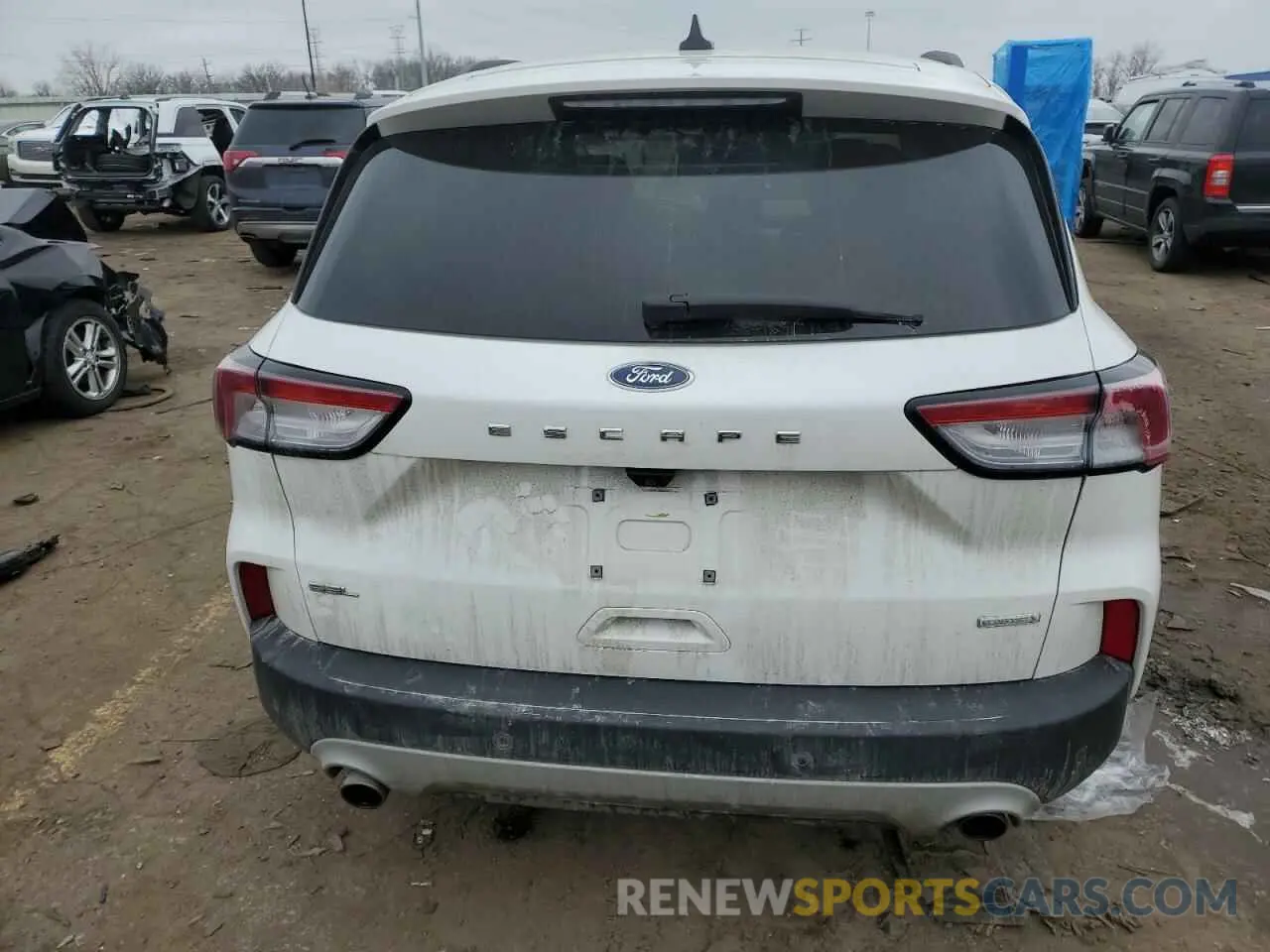 6 Photograph of a damaged car 1FMCU0H68LUB45502 FORD ESCAPE 2020