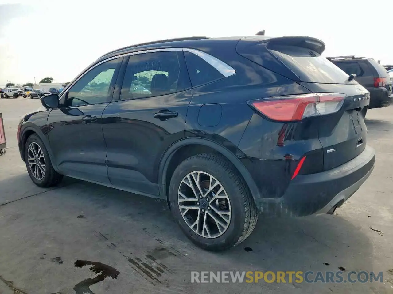 2 Photograph of a damaged car 1FMCU0H68LUB78645 FORD ESCAPE 2020