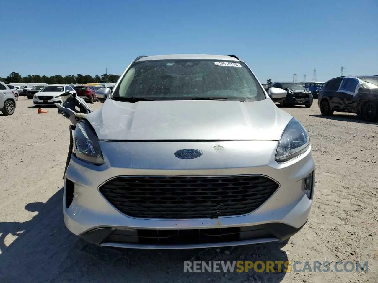 5 Photograph of a damaged car 1FMCU0H69LUA81034 FORD ESCAPE 2020