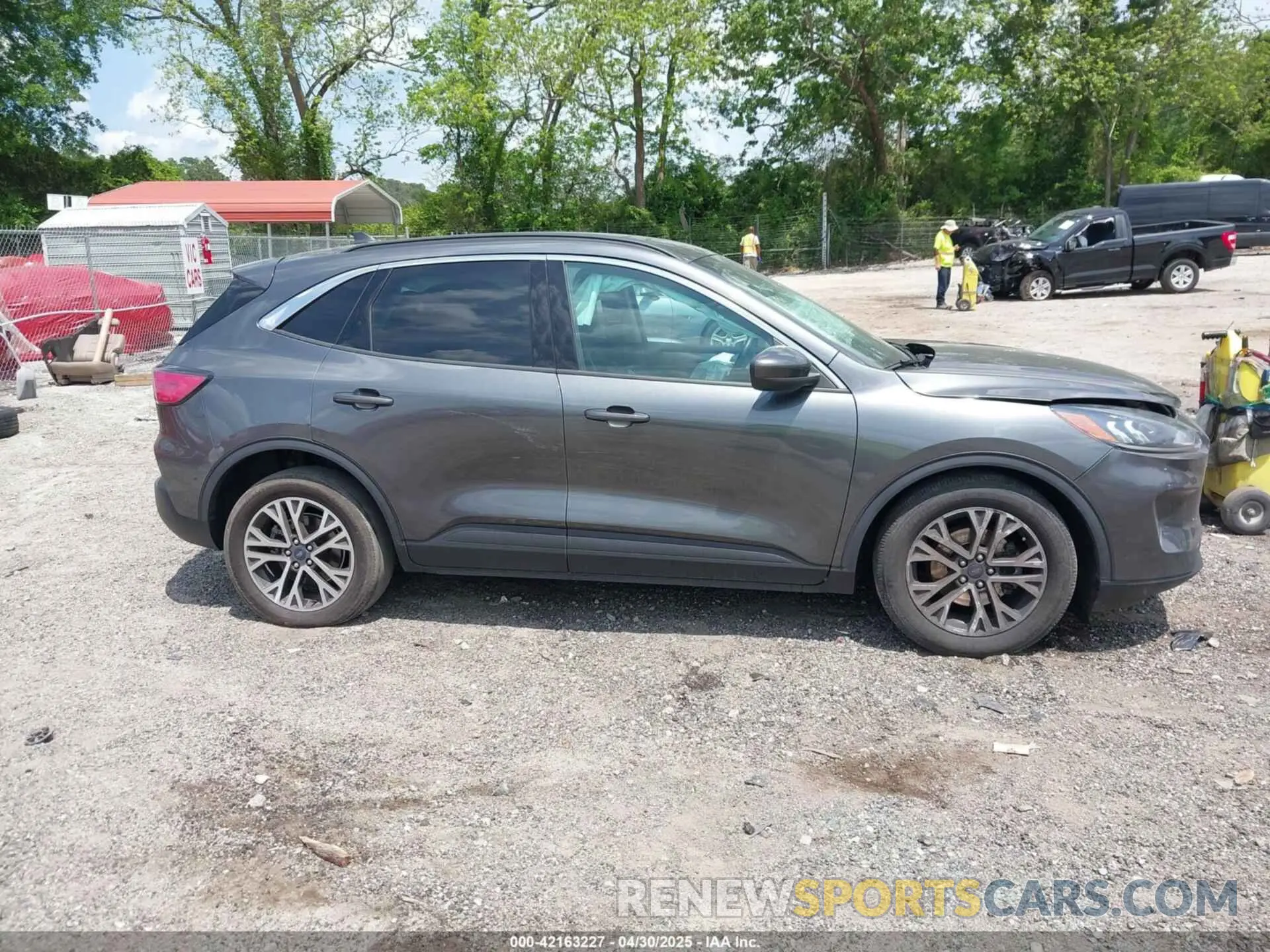 13 Photograph of a damaged car 1FMCU0H69LUB18115 FORD ESCAPE 2020
