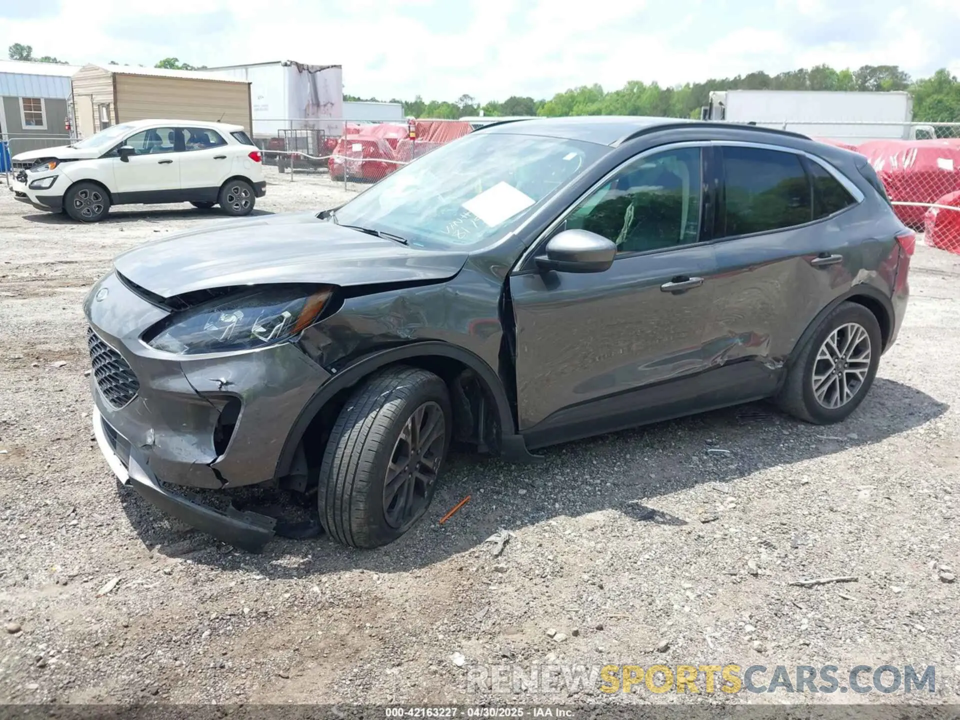 2 Photograph of a damaged car 1FMCU0H69LUB18115 FORD ESCAPE 2020