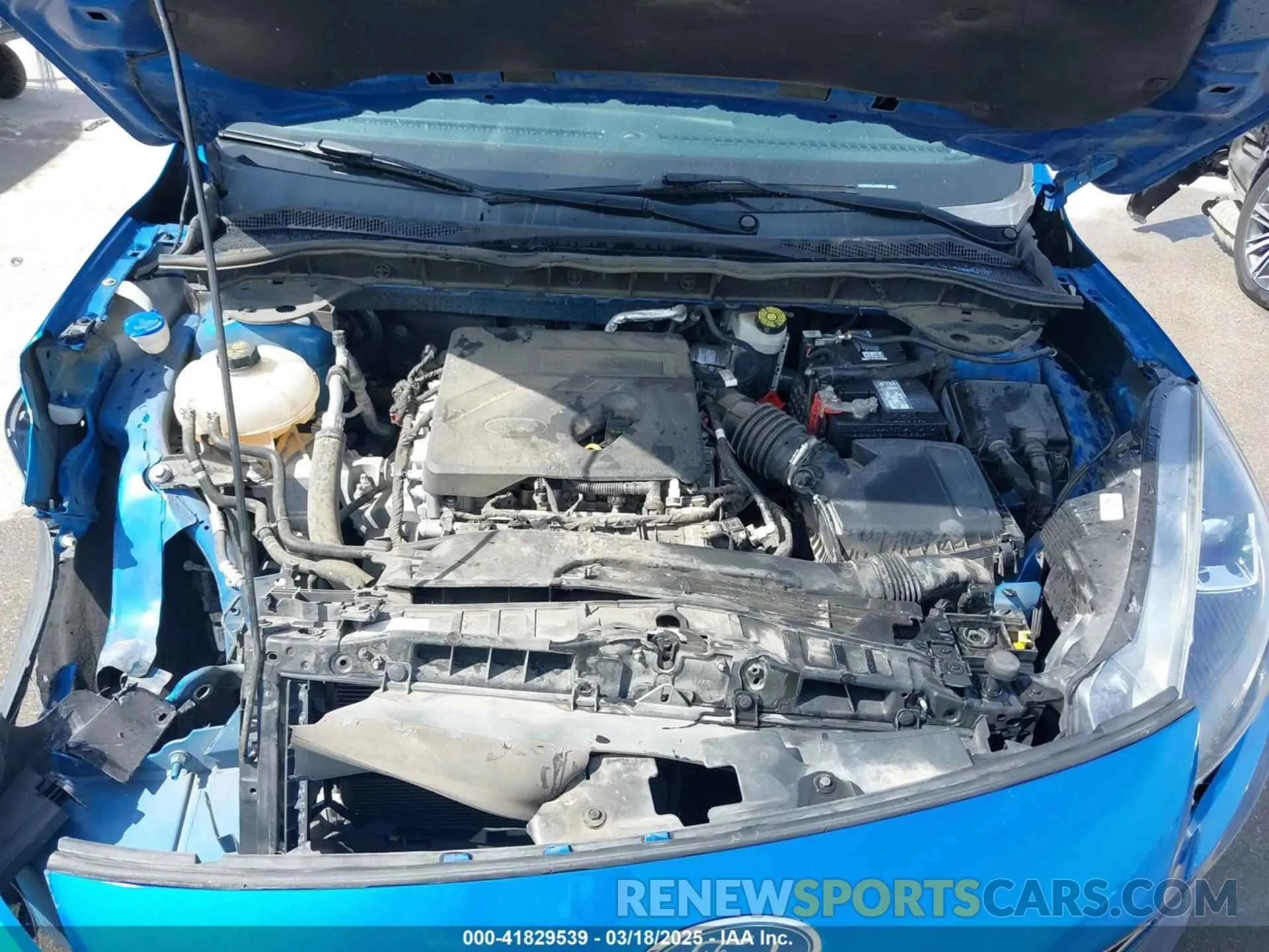 10 Photograph of a damaged car 1FMCU0H6XLUB08550 FORD ESCAPE 2020