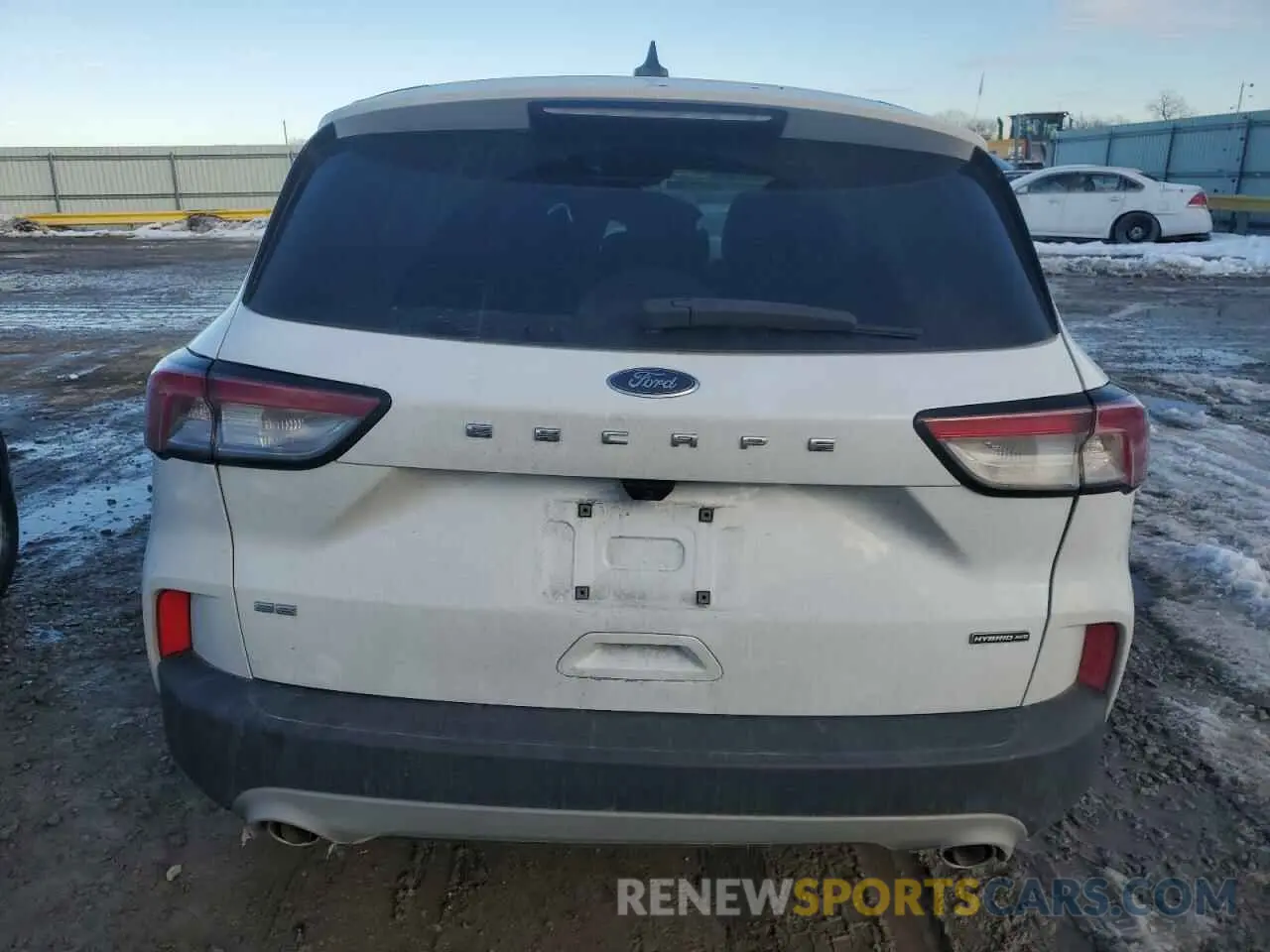6 Photograph of a damaged car 1FMCU9BZ0LUB10007 FORD ESCAPE 2020