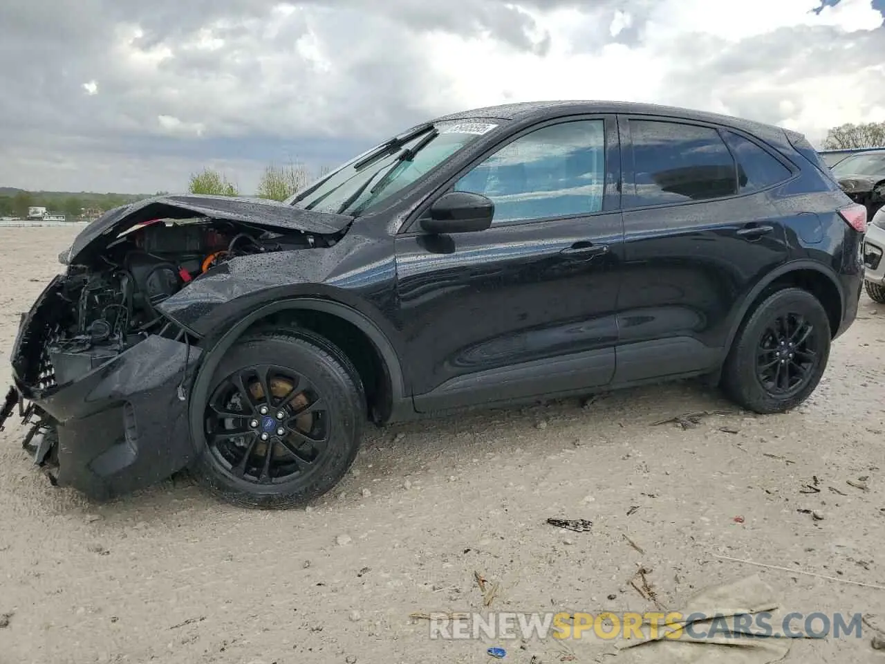 1 Photograph of a damaged car 1FMCU9BZ1LUC26946 FORD ESCAPE 2020