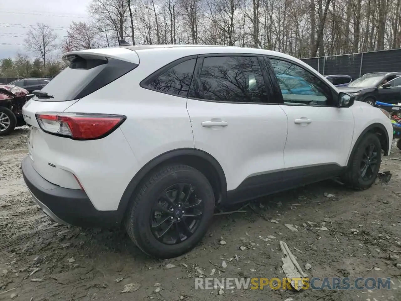 3 Photograph of a damaged car 1FMCU9BZ2LUB10073 FORD ESCAPE 2020