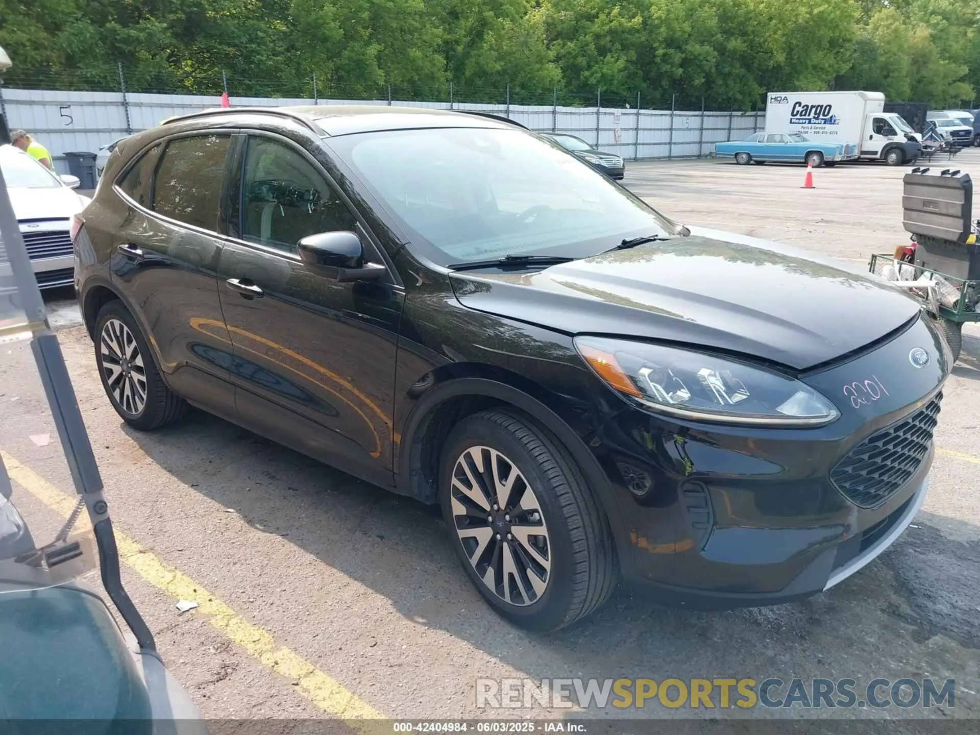 1 Photograph of a damaged car 1FMCU9BZ4LUC25970 FORD ESCAPE 2020