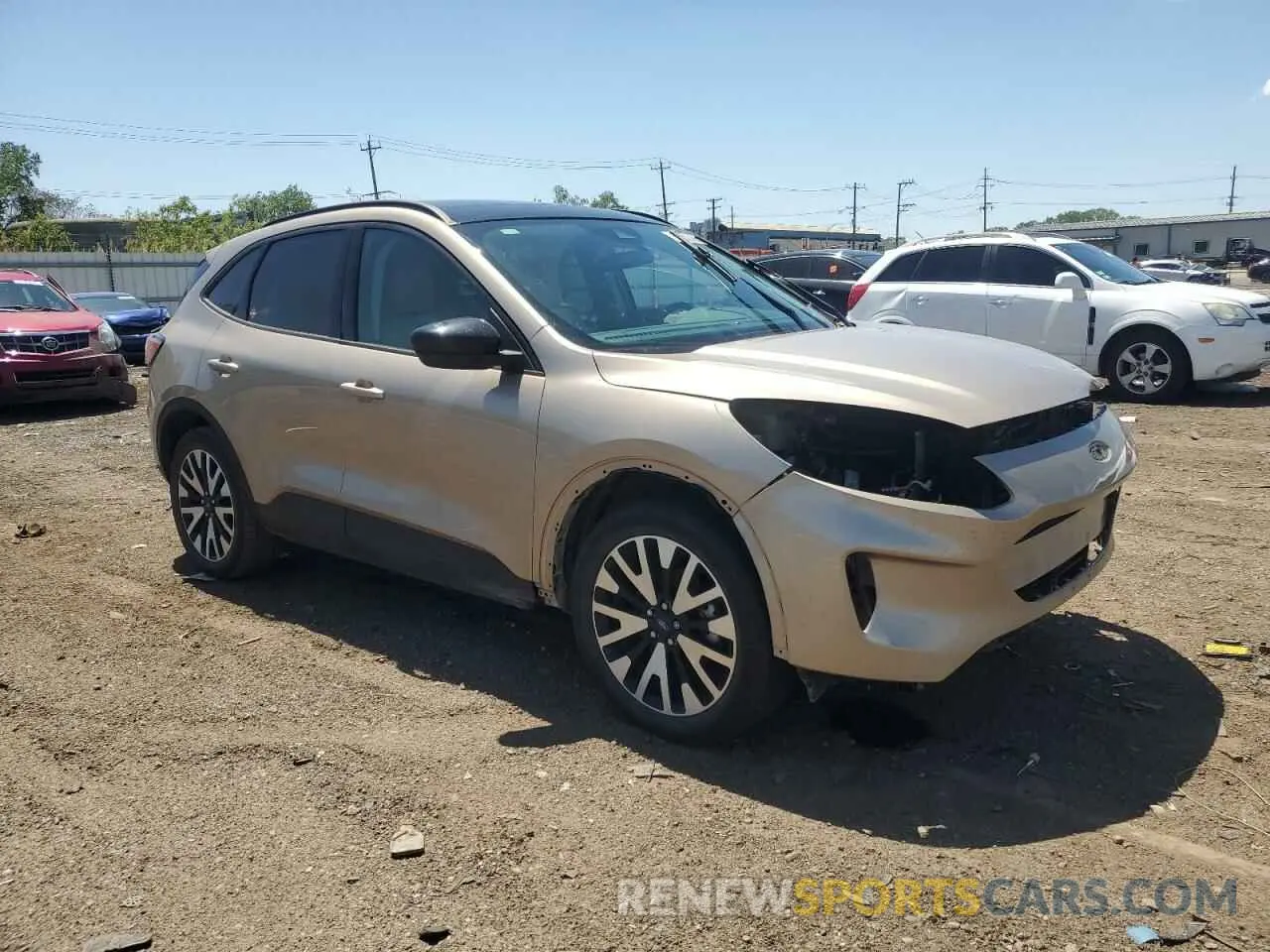 4 Photograph of a damaged car 1FMCU9BZ7LUB14362 FORD ESCAPE 2020