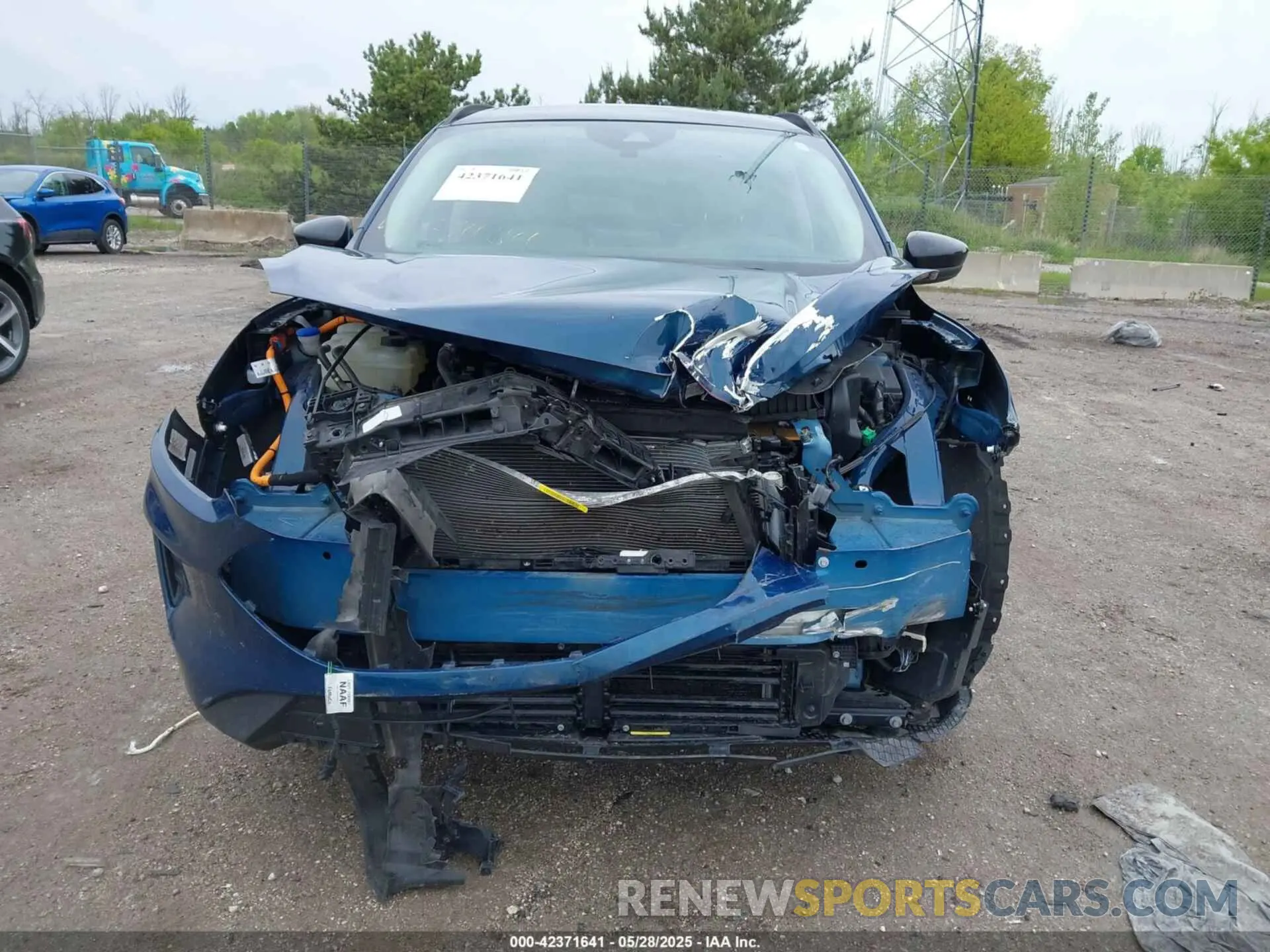 12 Photograph of a damaged car 1FMCU9BZ8LUC13160 FORD ESCAPE 2020
