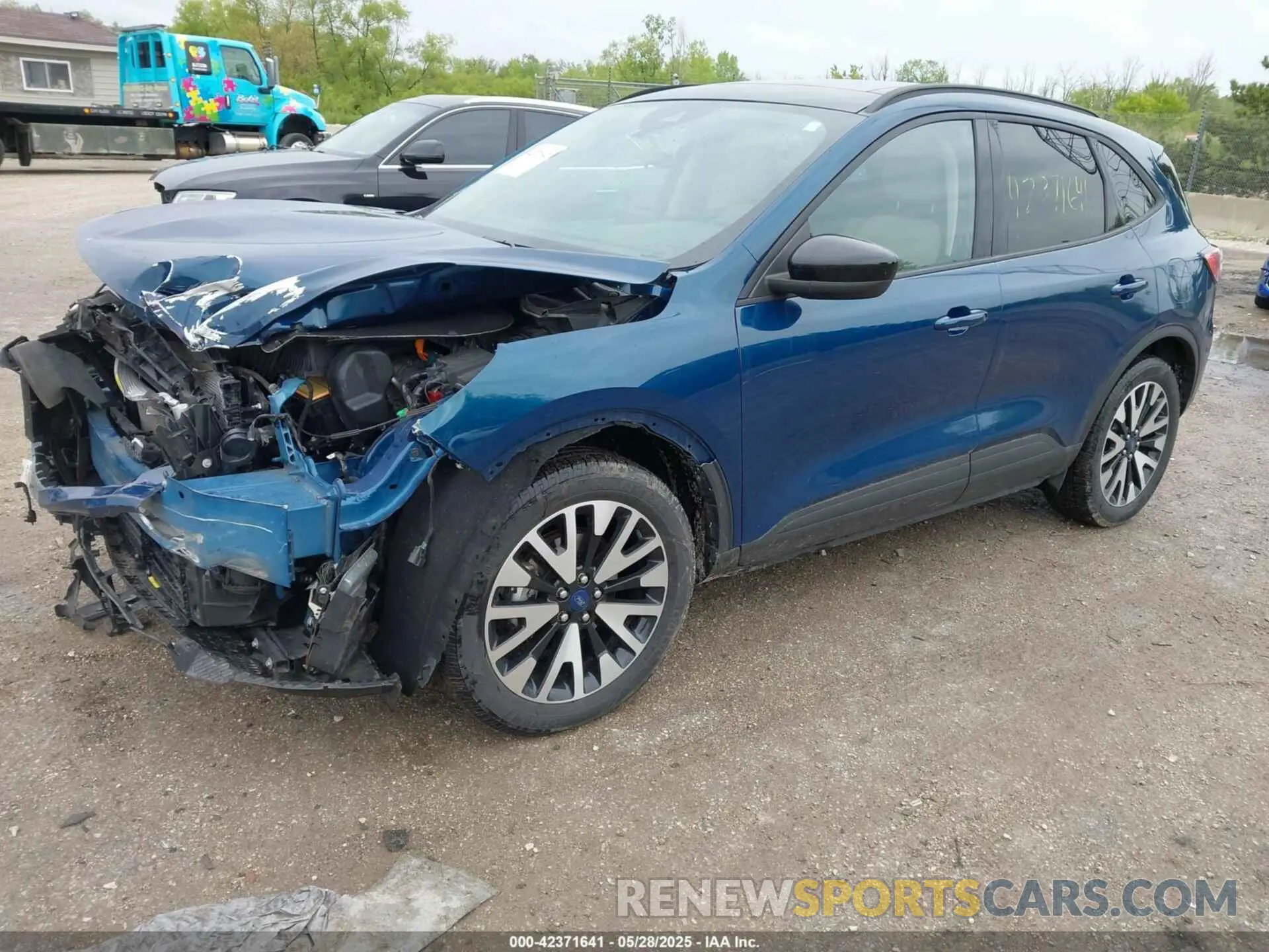 2 Photograph of a damaged car 1FMCU9BZ8LUC13160 FORD ESCAPE 2020