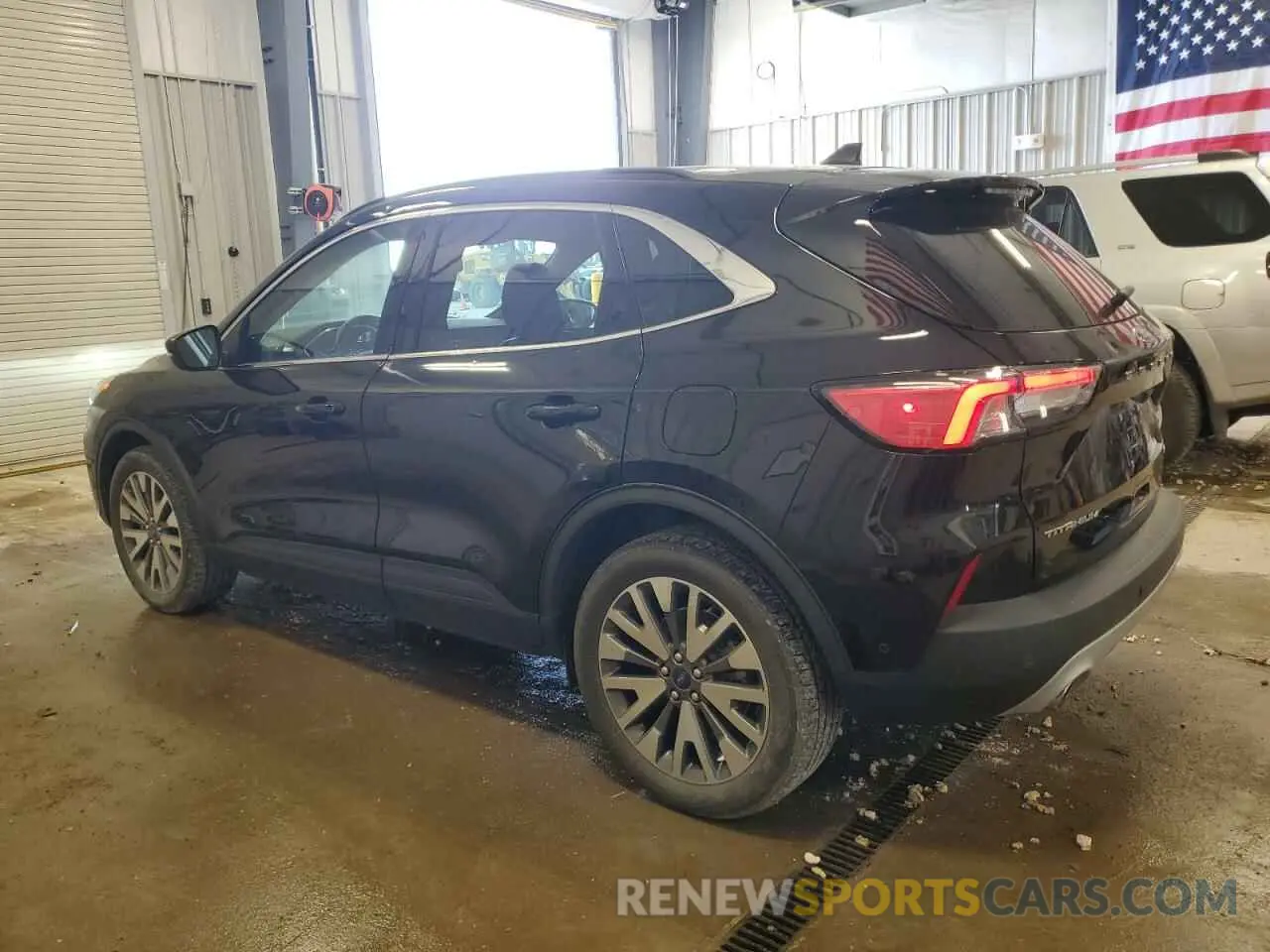 2 Photograph of a damaged car 1FMCU9DZ0LUC11626 FORD ESCAPE 2020